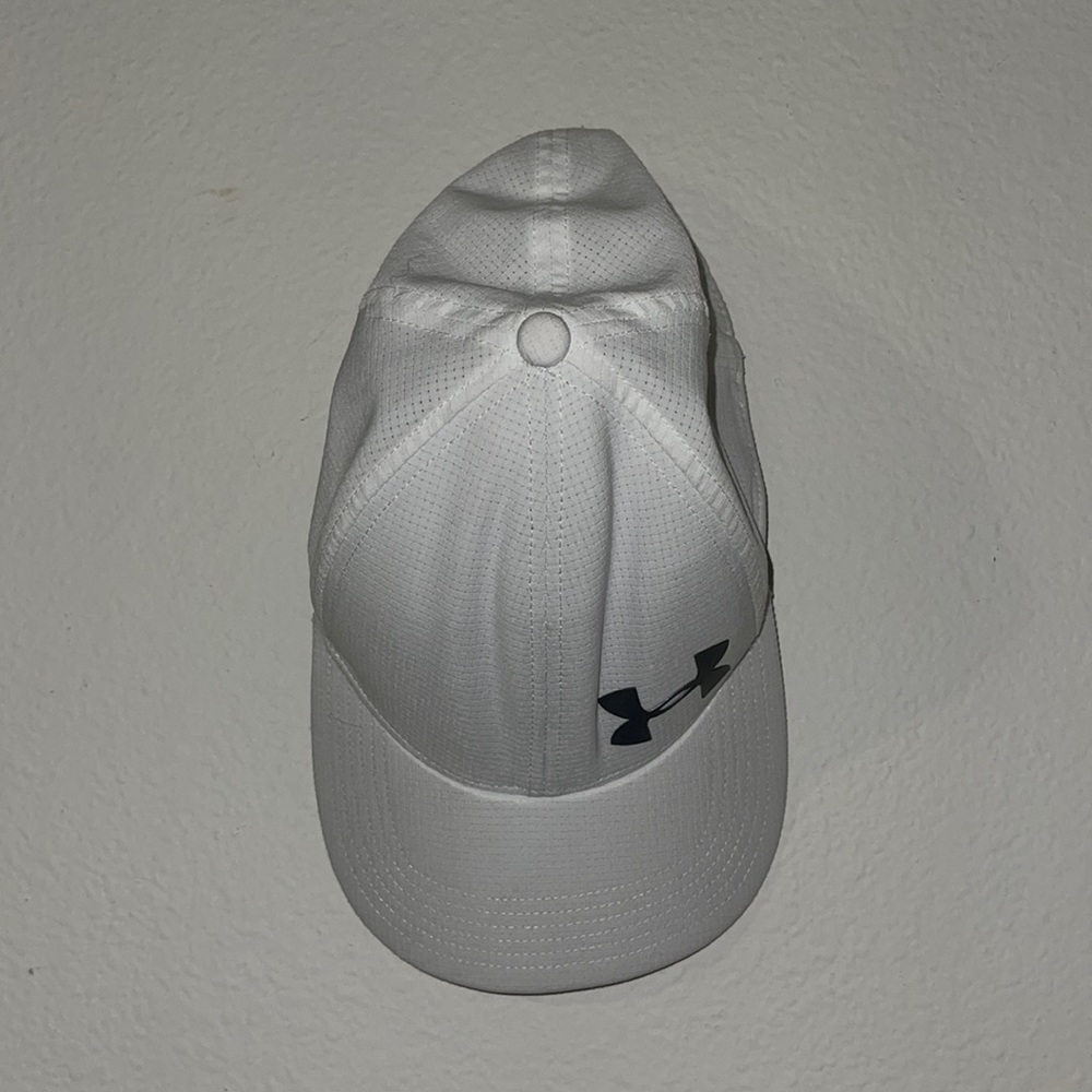 Under Armour White Classic Fit Ball Cap